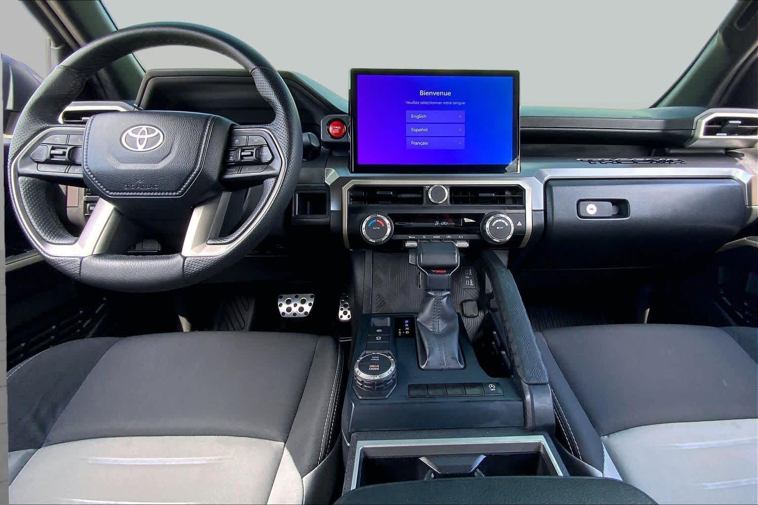 2025 Toyota Tacoma photo 15 of 35