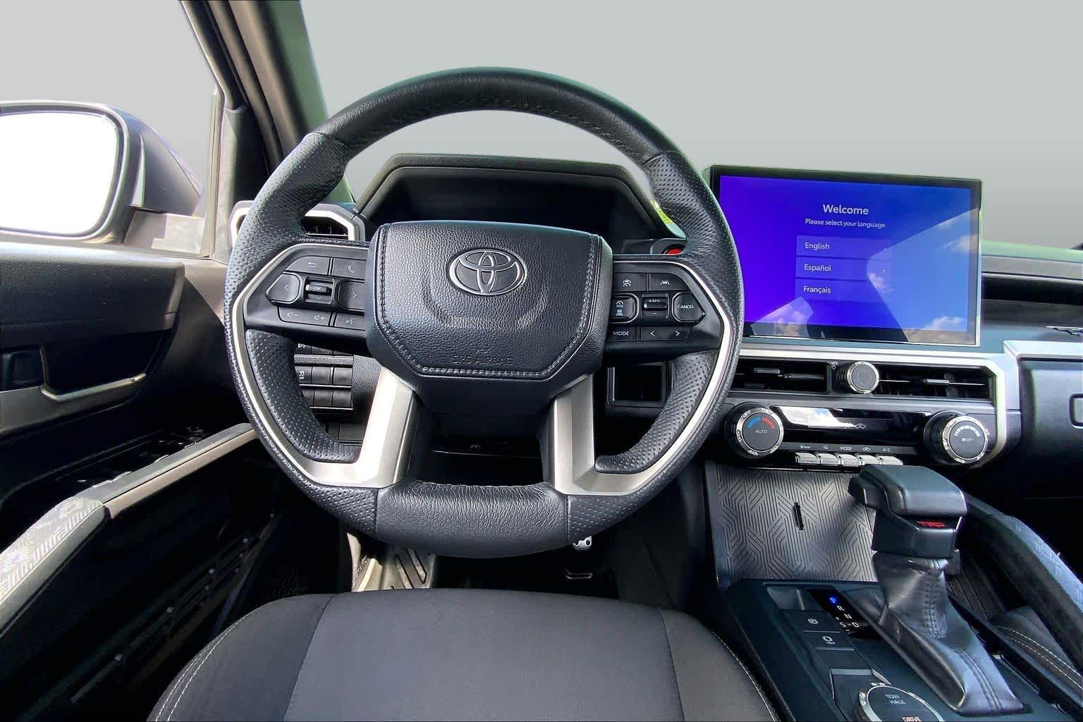 2025 Toyota Tacoma photo 6 of 35