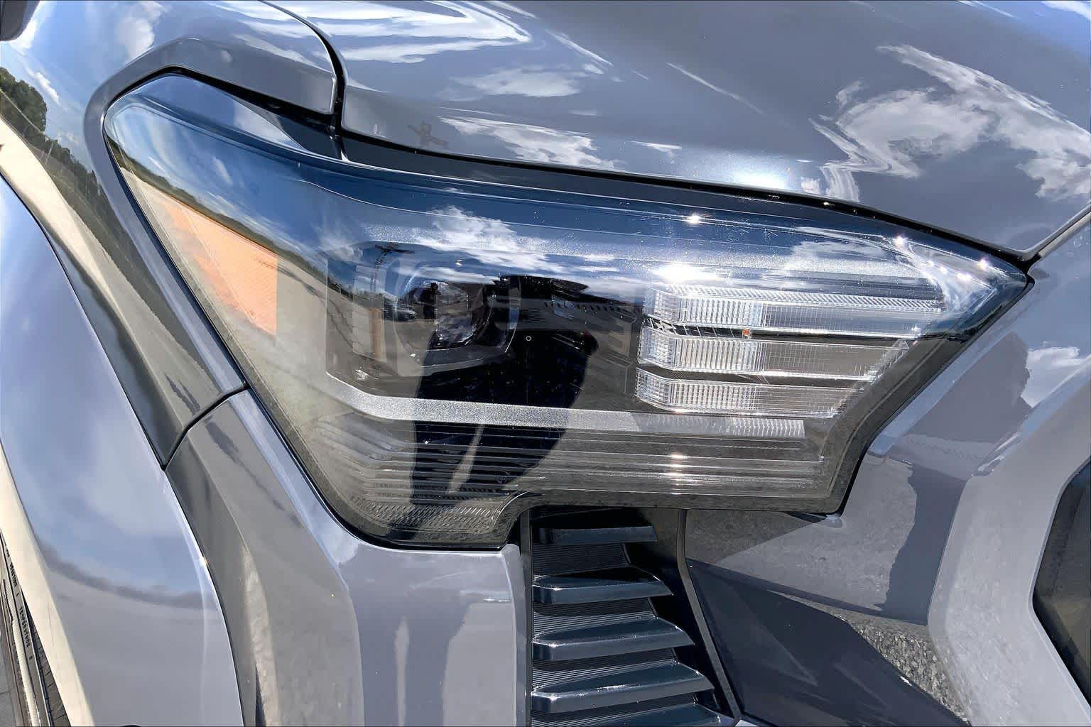 2025 Toyota Tacoma photo 27 of 35