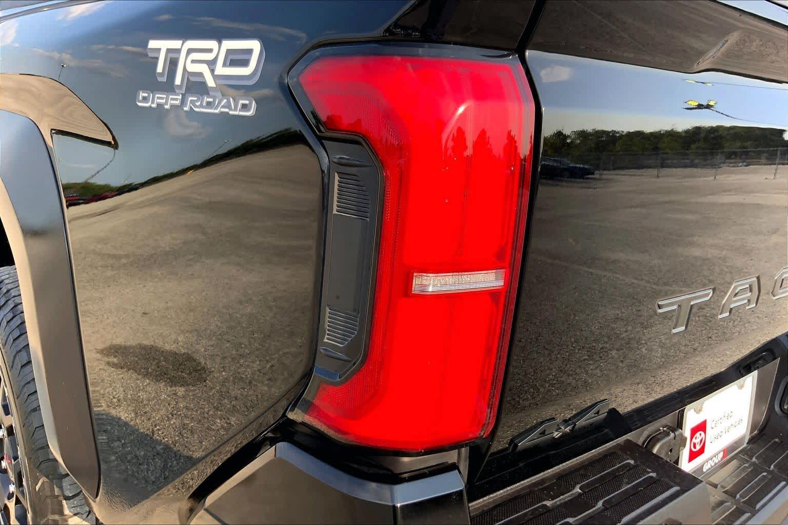 2025 Toyota Tacoma photo 28 of 36