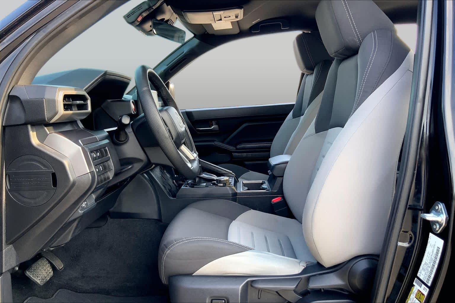 2025 Toyota Tacoma photo 8 of 36