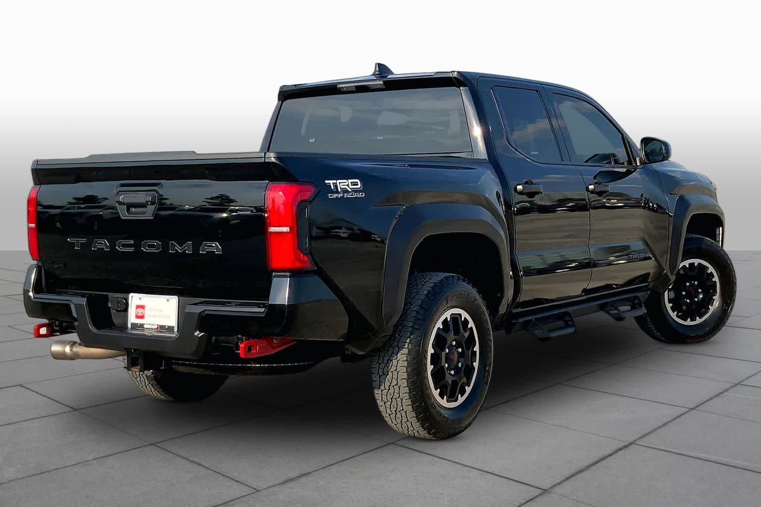 2025 Toyota Tacoma photo 13 of 36
