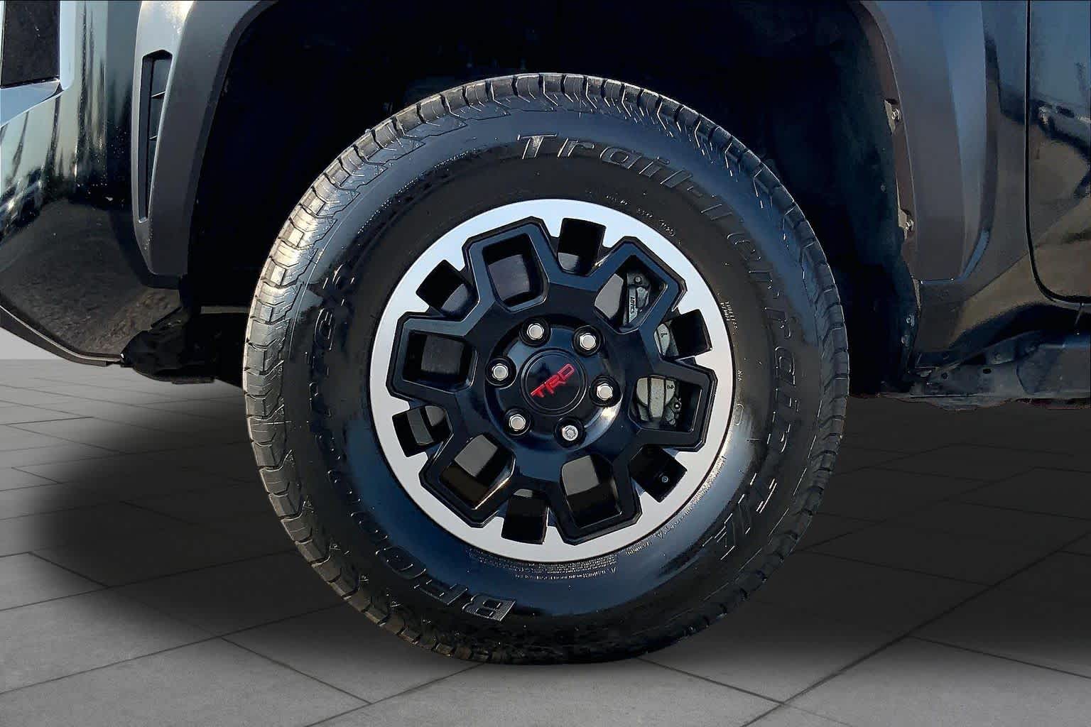 2025 Toyota Tacoma photo 11 of 36