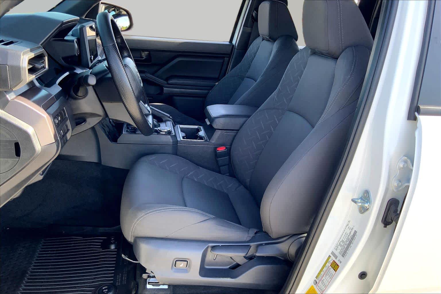 2026 Toyota Tacoma SR5 - 7