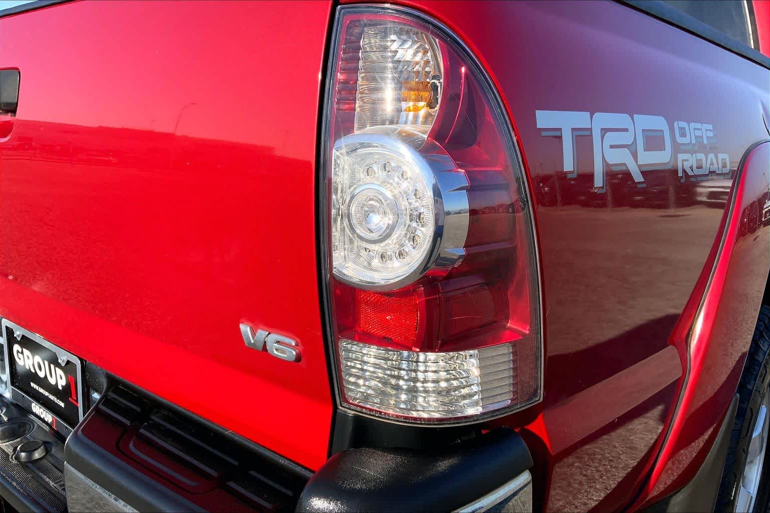 2014 Toyota Tacoma photo 10 of 36