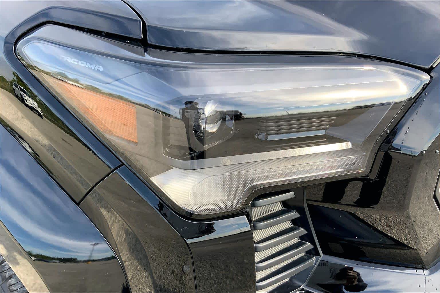 2026 Toyota Tacoma photo 27 of 36