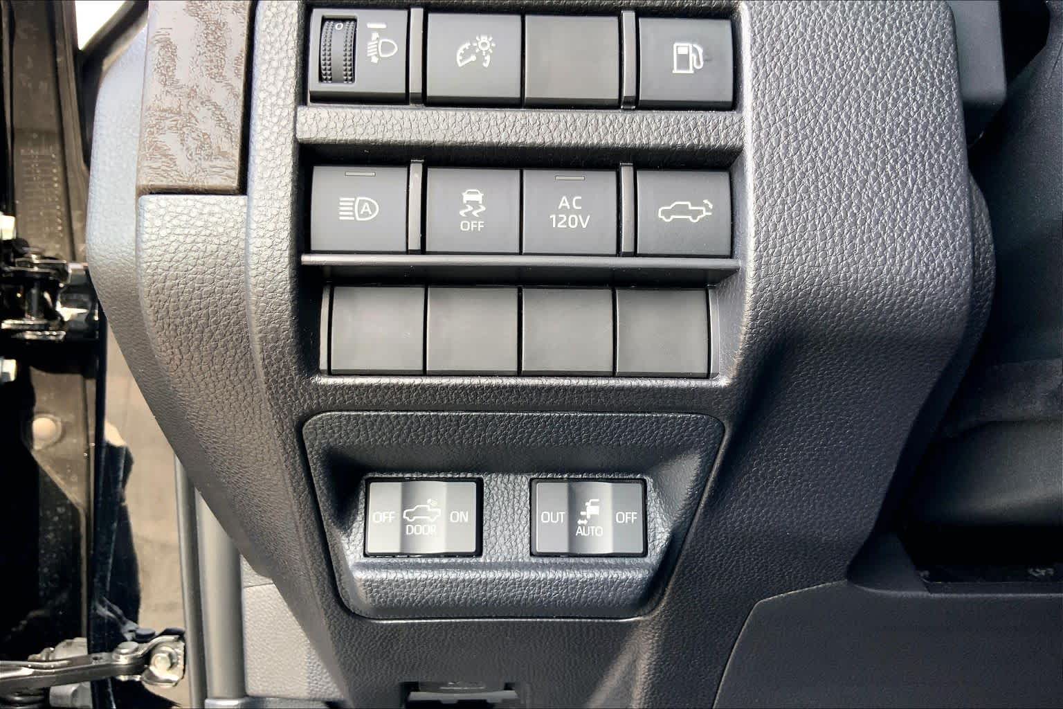 2026 Toyota Tacoma photo 33 of 36