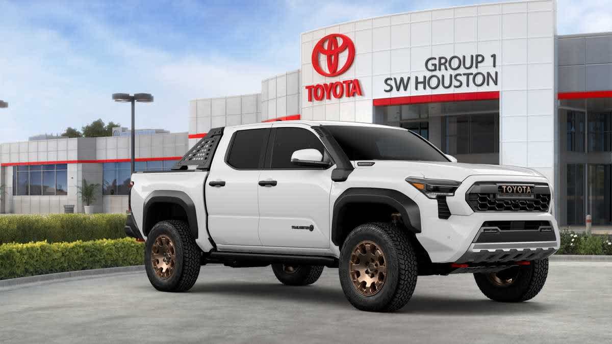 2026 Toyota Tacoma photo 13 of 26