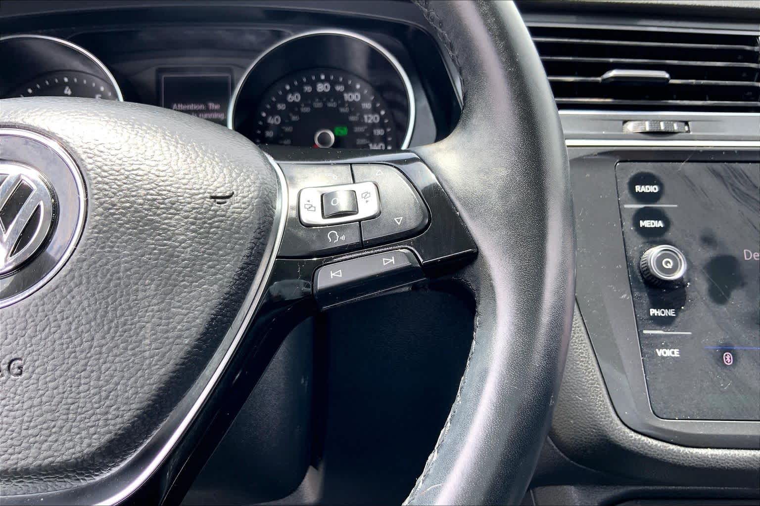 2018 Volkswagen Tiguan SE Pure White at AutoNation USA Katy