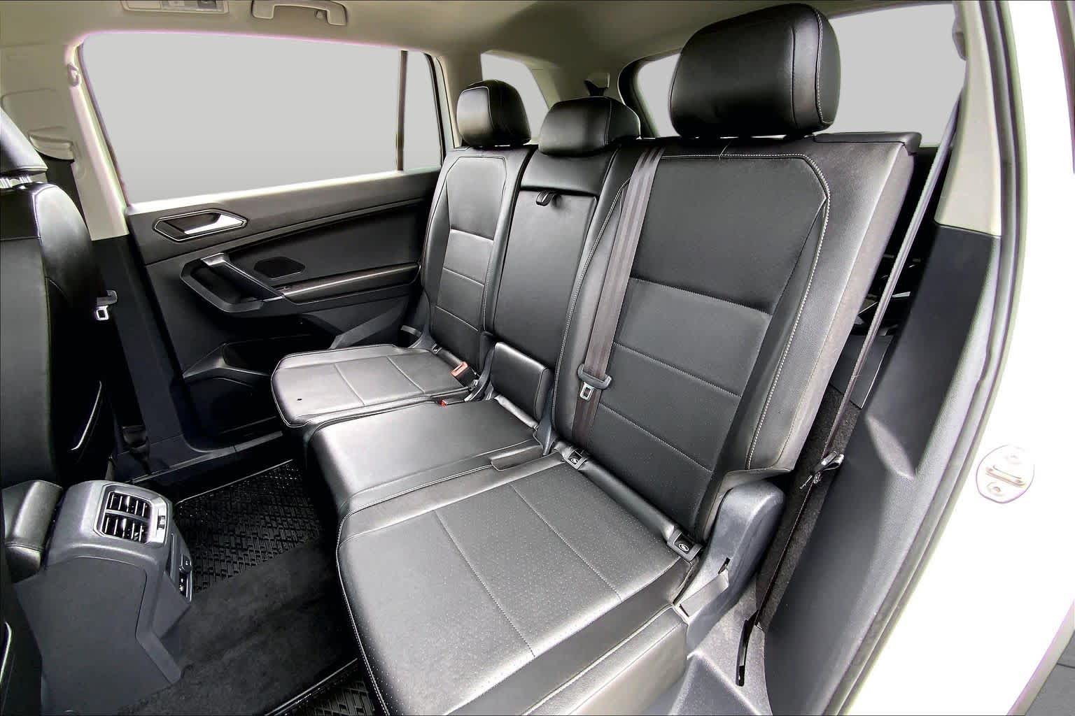 2018 Volkswagen Tiguan SE Pure White at AutoNation USA Katy