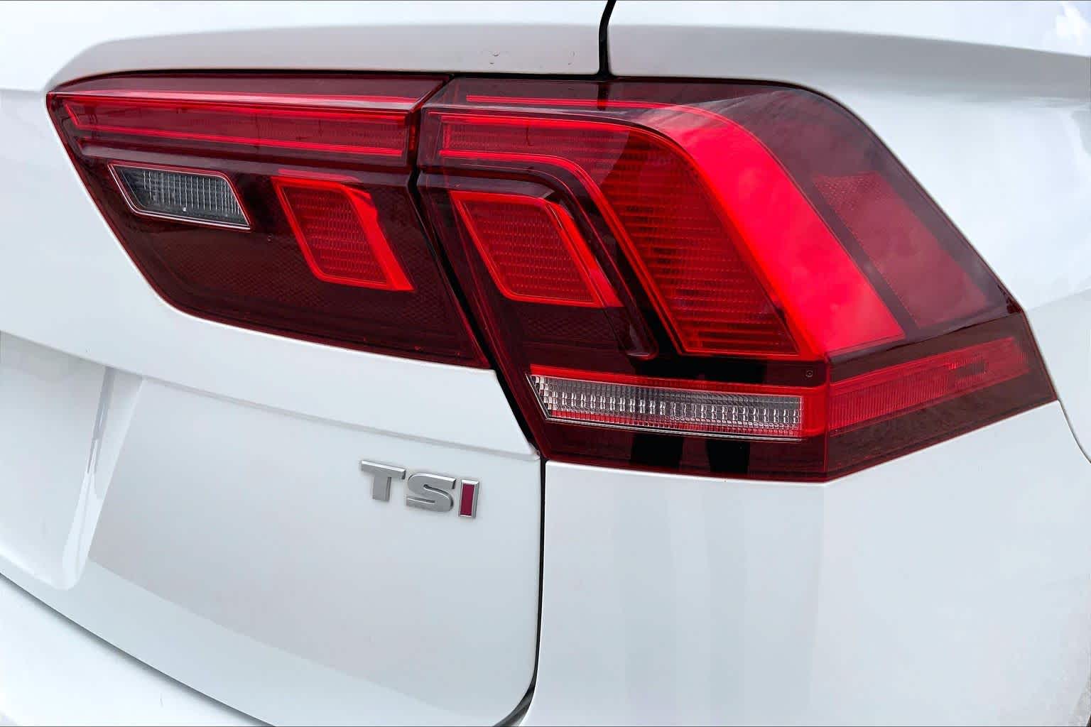 2018 Volkswagen Tiguan SE Pure White at AutoNation USA Katy