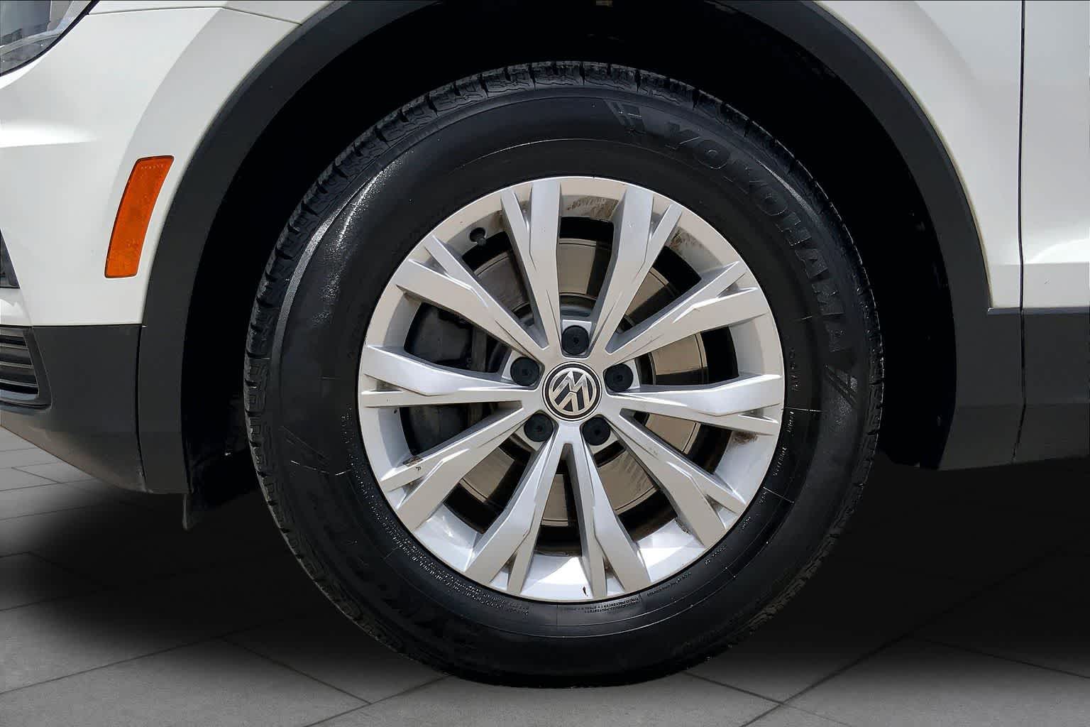 2018 Volkswagen Tiguan SE Pure White at HGreg Houston