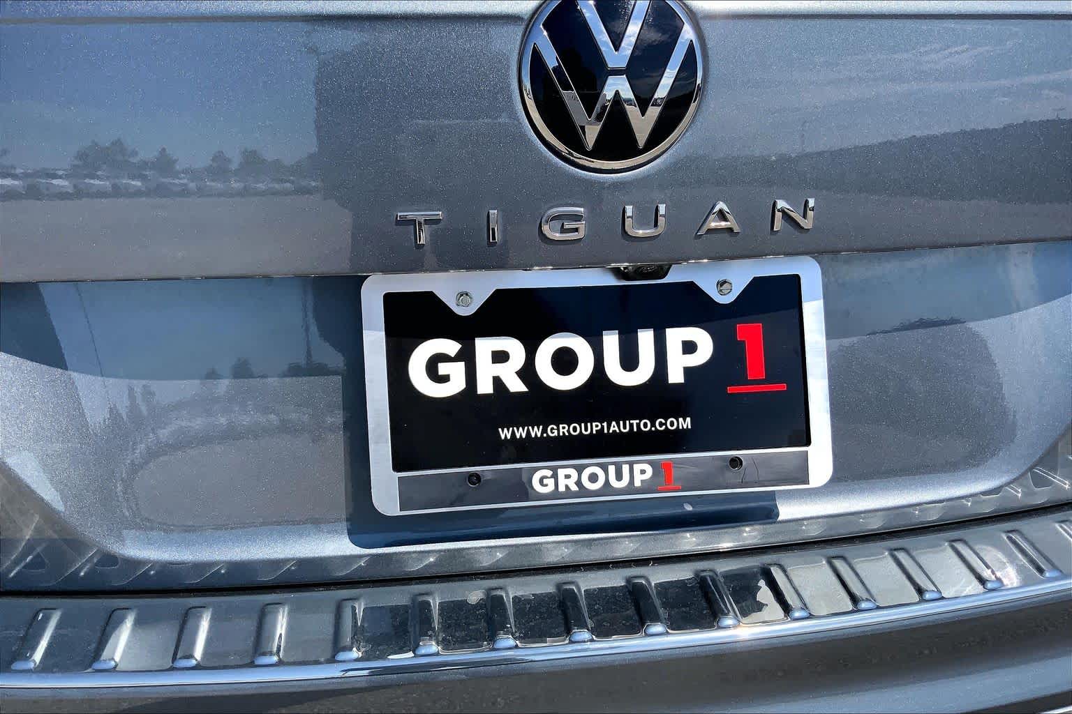 2024 Volkswagen Tiguan photo 10 of 36