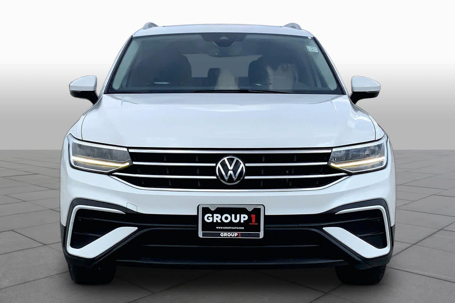2023 Volkswagen Tiguan SE Opal White Pearl at Friendly Ford Crosby