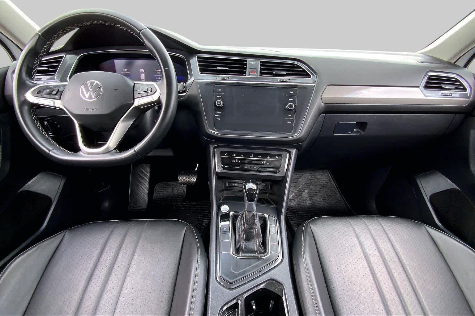 2023 Volkswagen Tiguan SE Opal White Pearl at Friendly Ford Crosby