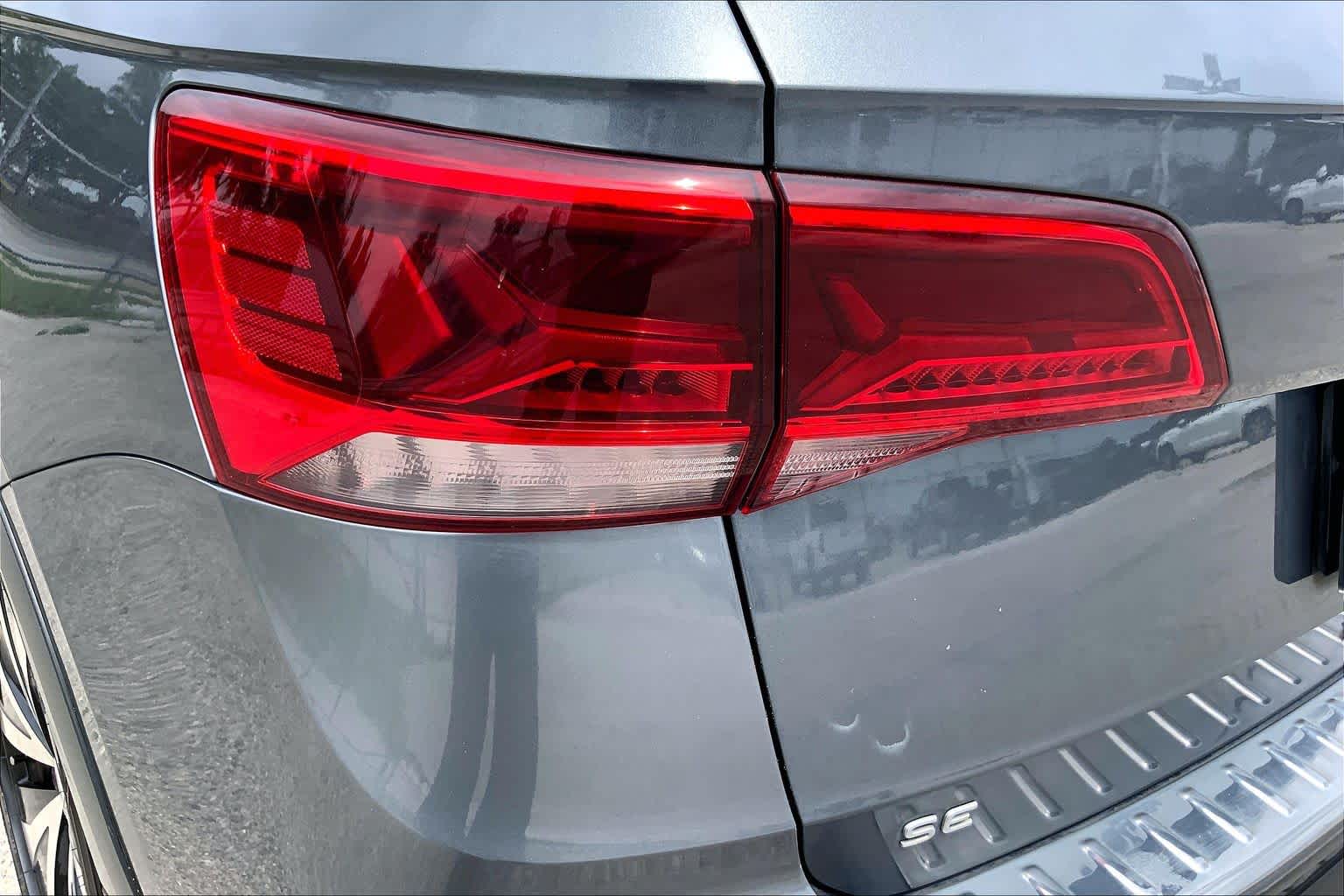2022 Volkswagen Taos SE Platinum Gray Metallic at Lexus Southwest Houston