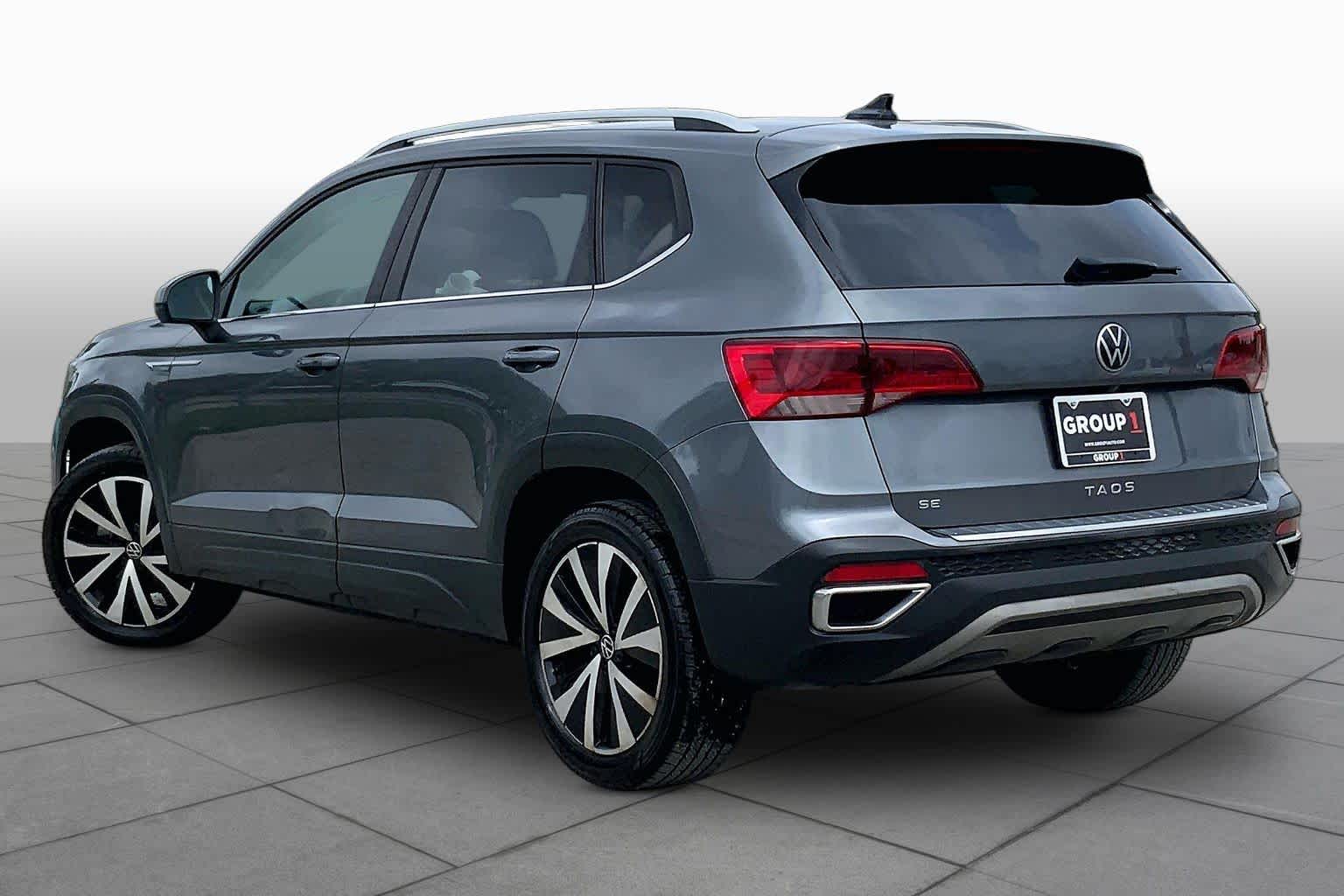 2022 Volkswagen Taos SE Platinum Gray Metallic at Lexus Southwest Houston