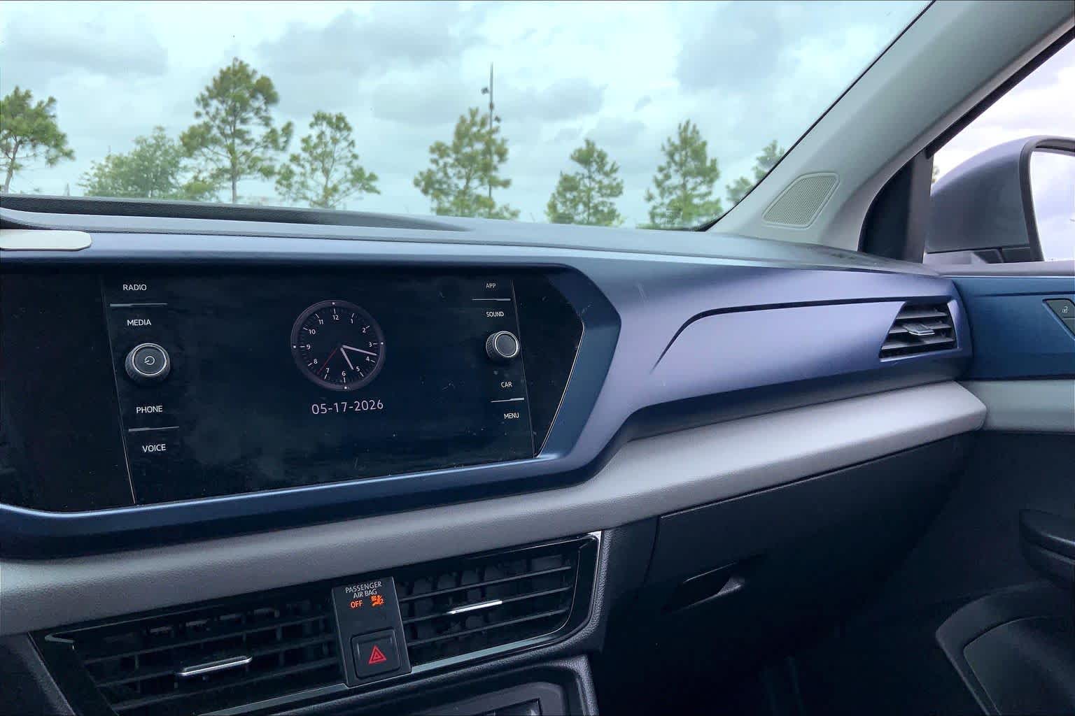 2022 Volkswagen Taos SE Platinum Gray Metallic at Lexus Southwest Houston