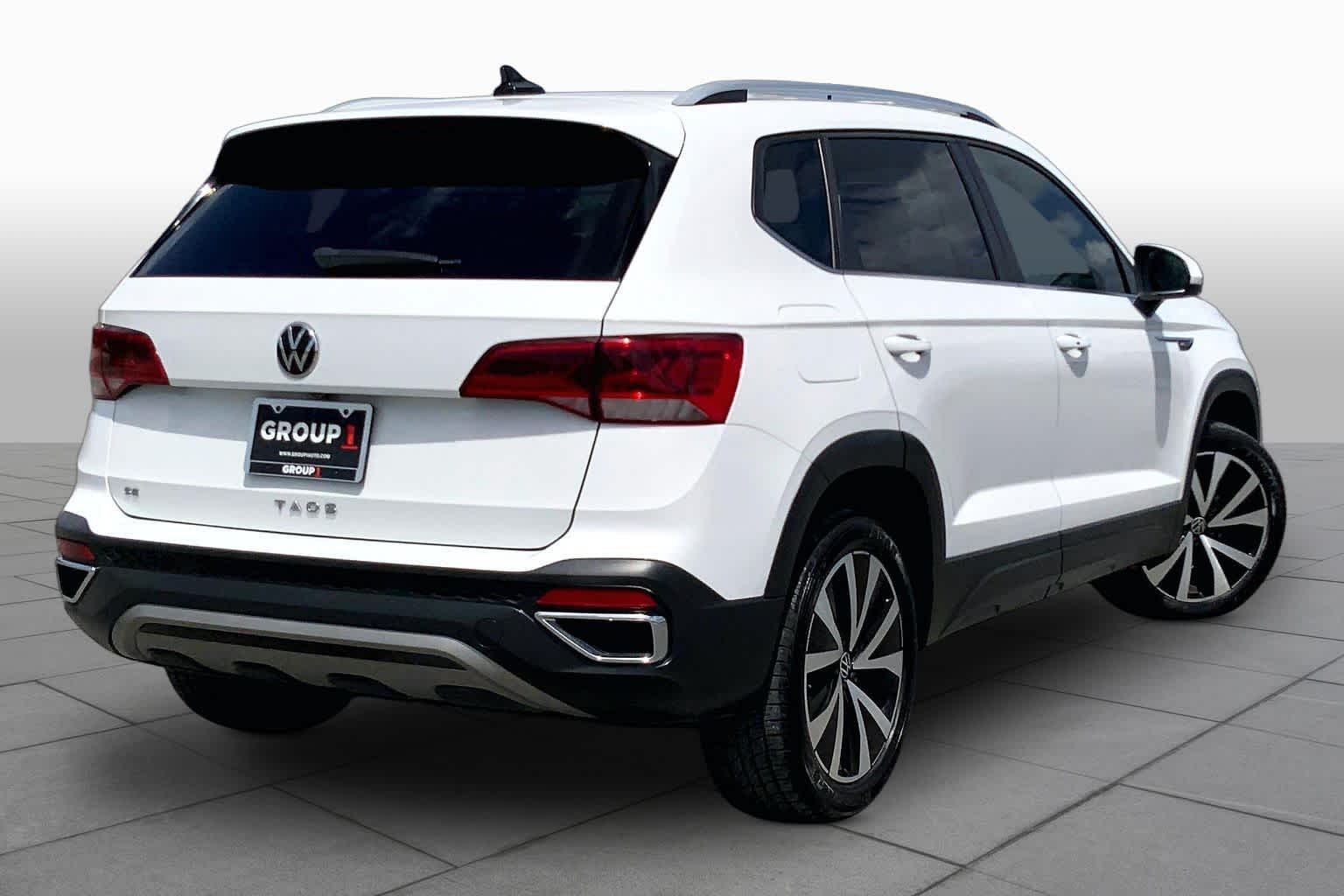 2022 Volkswagen Taos SE Pure White at Westside Kia