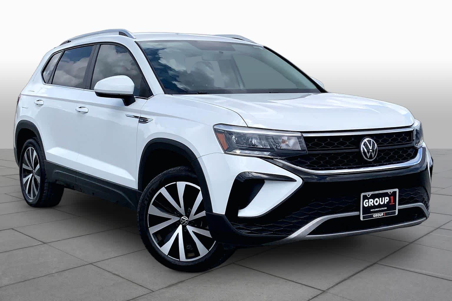 2022 Volkswagen Taos SE Pure White at Westside Kia