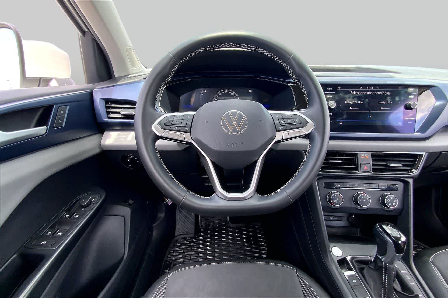 2022 Volkswagen Taos SE Pure White at Westside Kia