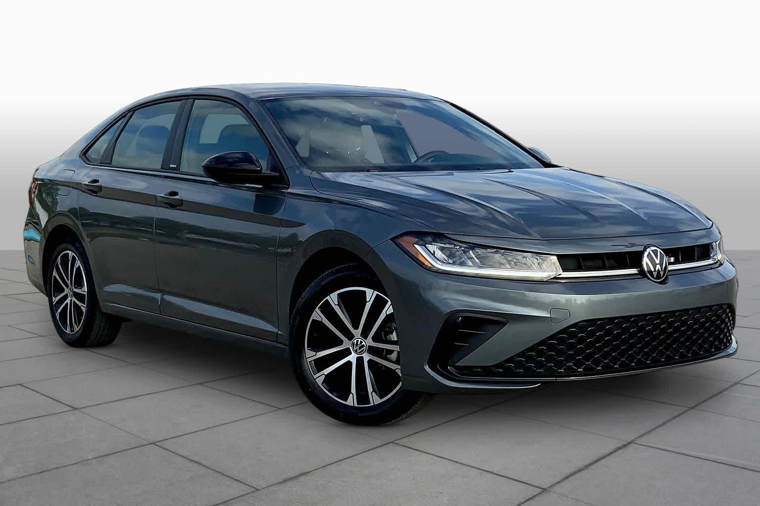2025 Volkswagen Jetta Sport - 2