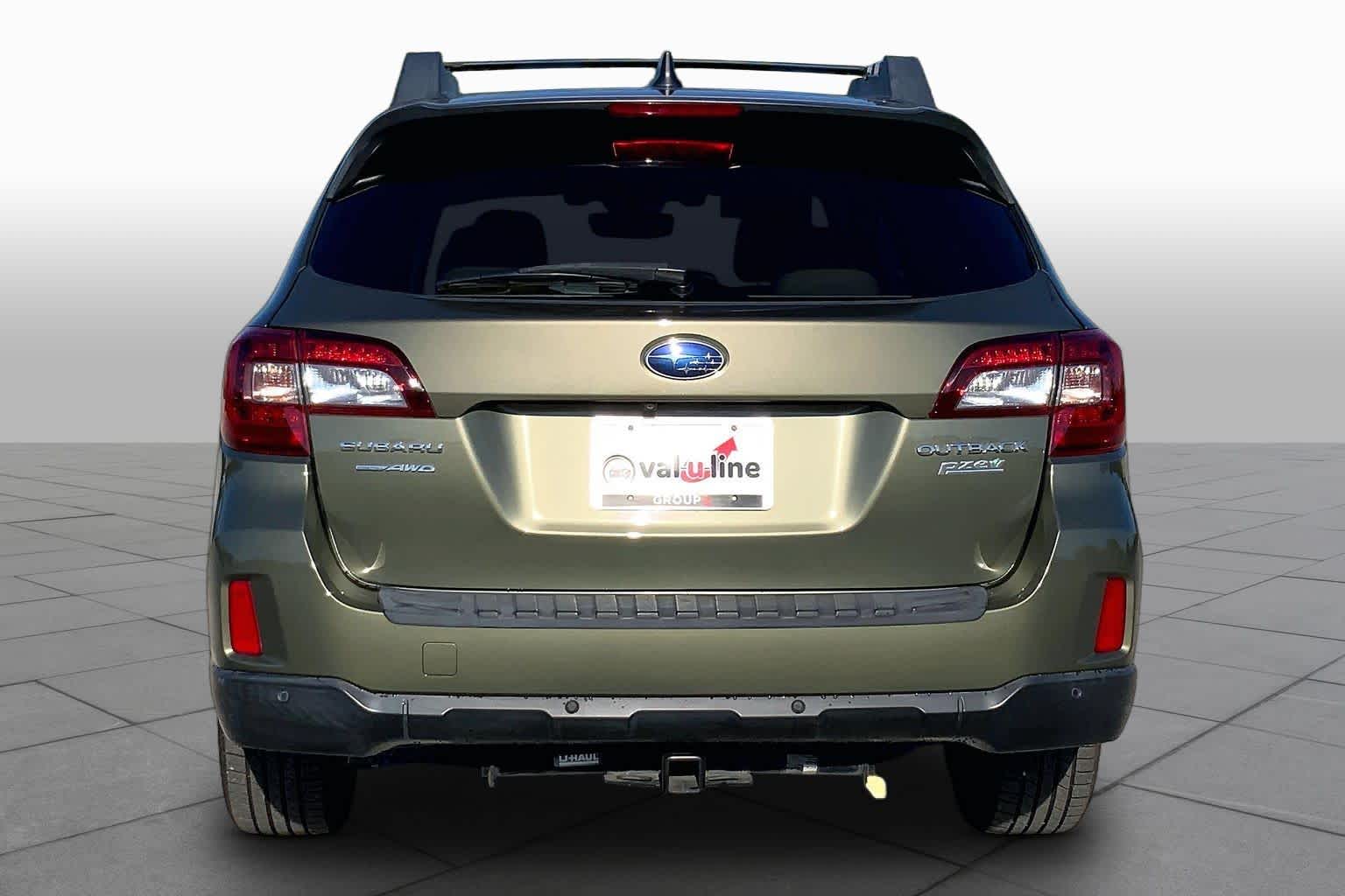 2017 Subaru Outback photo 5 of 35
