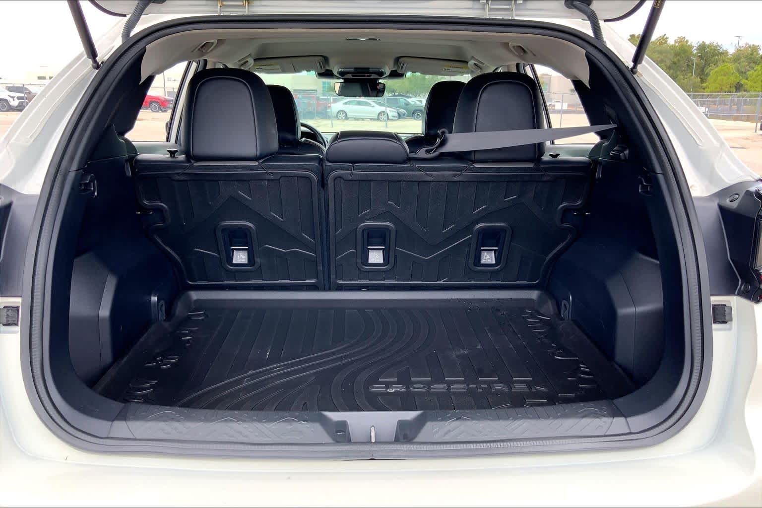 2024 Subaru Crosstrek Limited Crystal White Pearl at Auto Boutique Texas