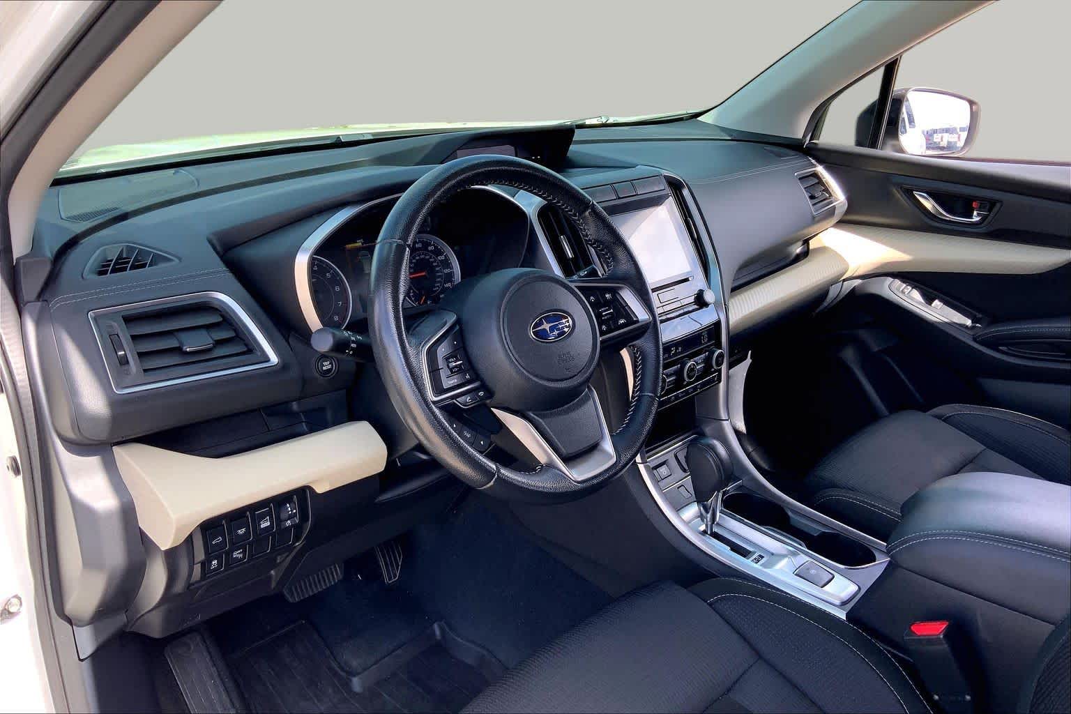 2020 Subaru Ascent photo 17 of 36