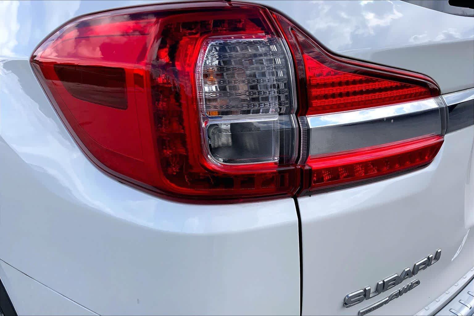 2020 Subaru Ascent photo 28 of 36