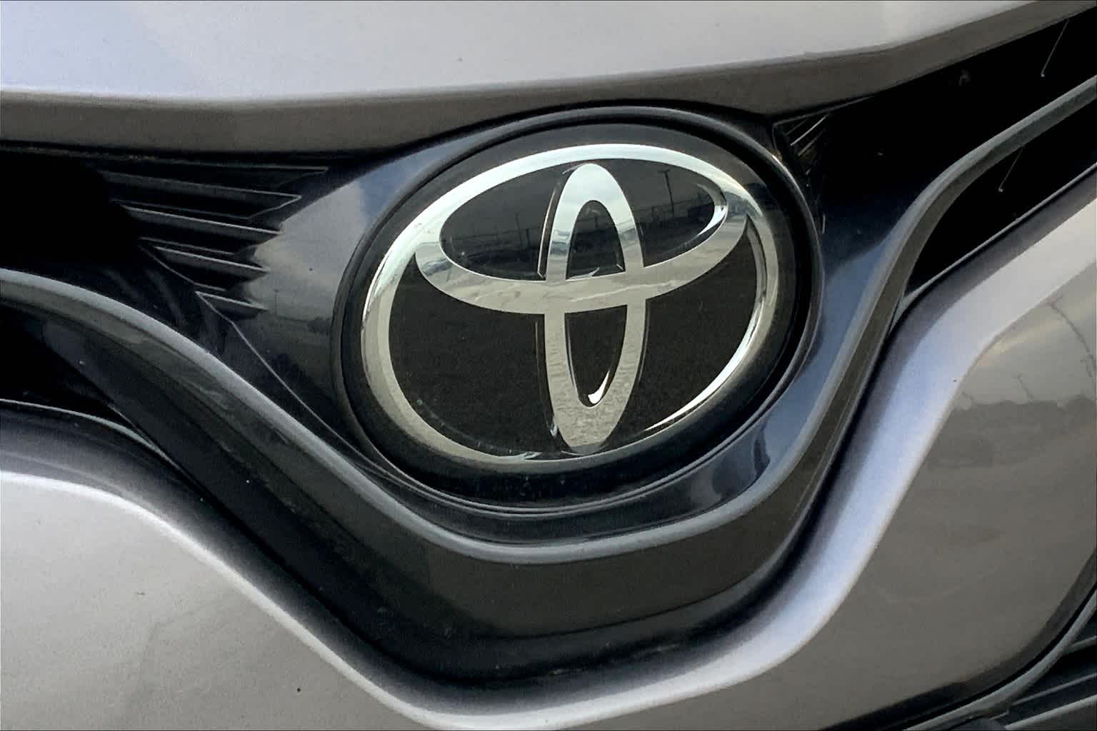 2020 Toyota Camry L Predawn Gray Mica at Group 1 Toyota Southwest