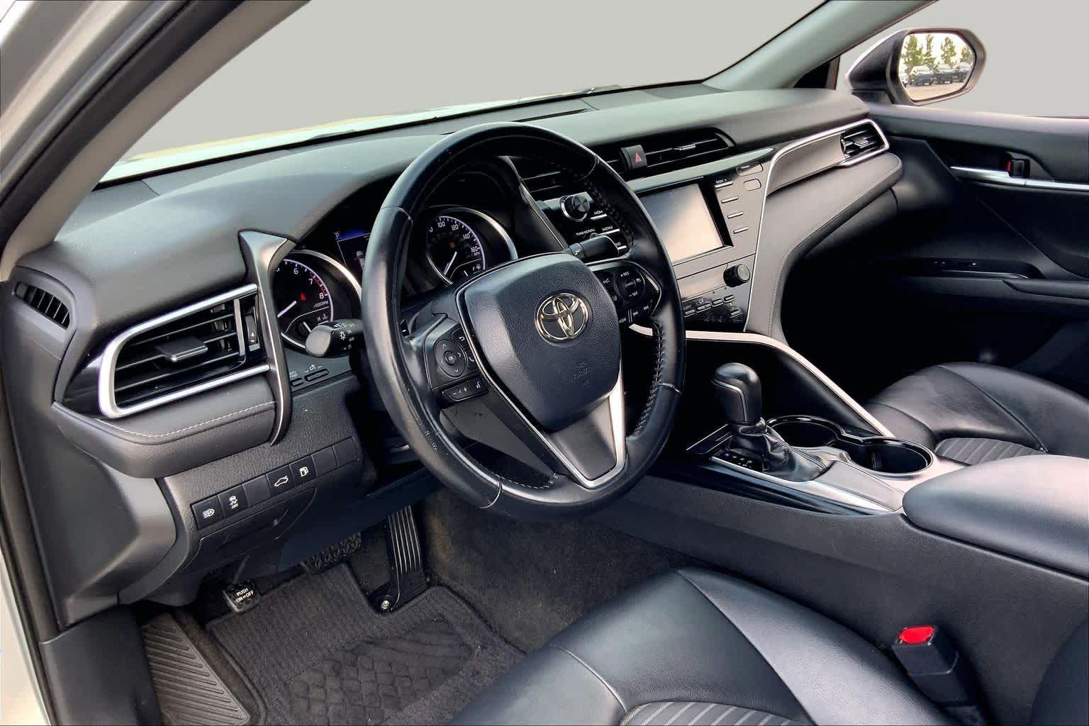 2018 Toyota Camry SE Celestial Silver Metallic at Group 1 Toyota Southwest