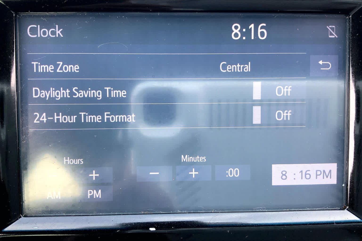 2018 Toyota Camry SE Celestial Silver Metallic at Group 1 Toyota Southwest