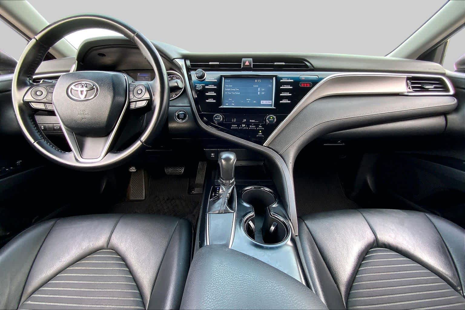 2018 Toyota Camry SE Celestial Silver Metallic at Group 1 Toyota Southwest