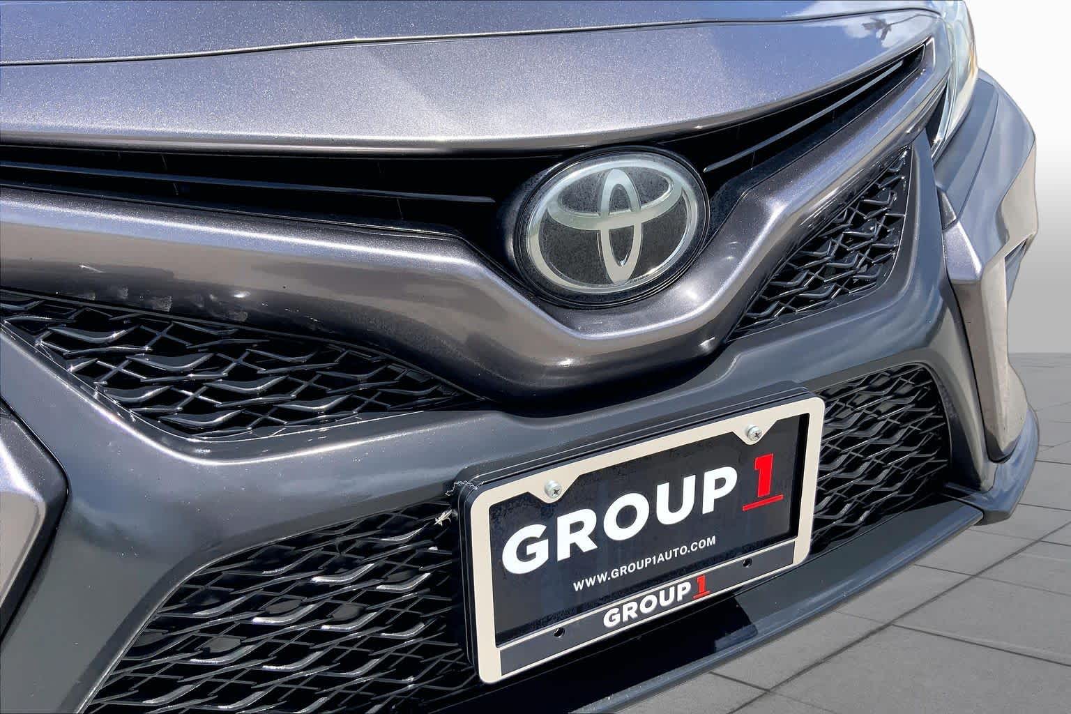 2019 Toyota Camry SE Predawn Gray Mica at Beck & Masten Kia