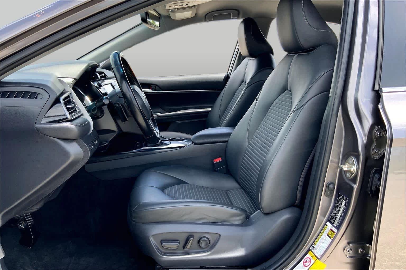 2019 Toyota Camry SE Predawn Gray Mica at Beck & Masten Kia