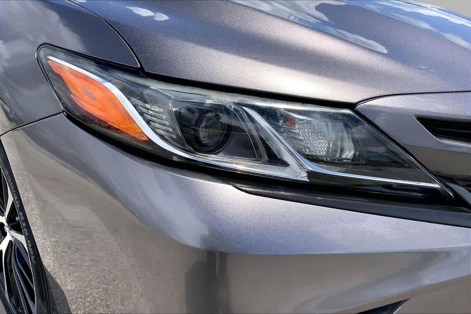2019 Toyota Camry SE Predawn Gray Mica at Group 1 Toyota Southwest
