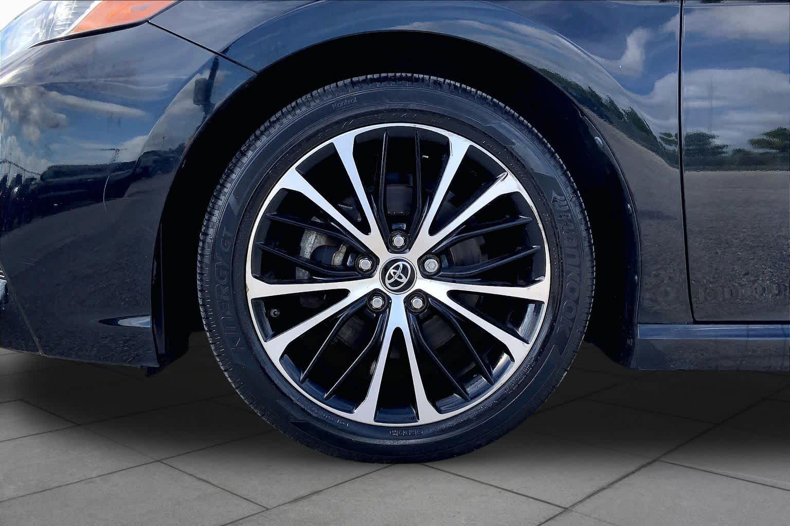 2019 Toyota Camry SE Midnight Black Metallic at Auto Boutique Texas