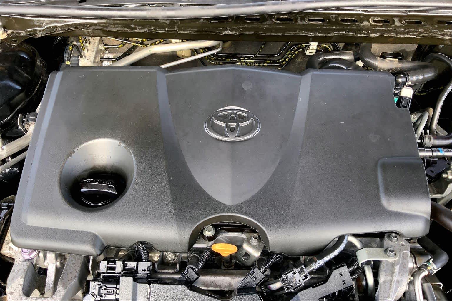 2019 Toyota Camry SE Midnight Black Metallic at Auto Boutique Texas