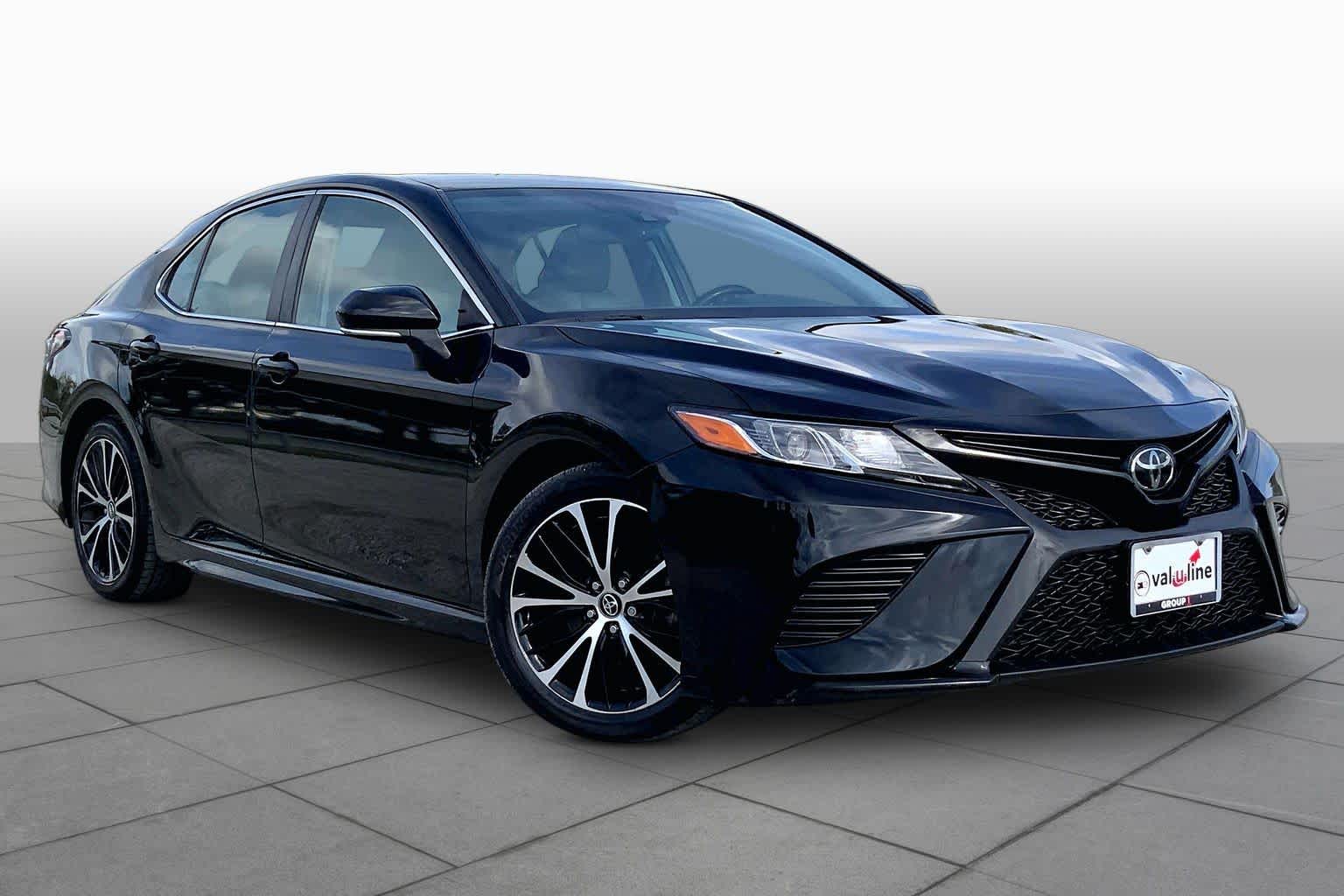 2019 Toyota Camry SE Midnight Black Metallic at Auto Boutique Texas