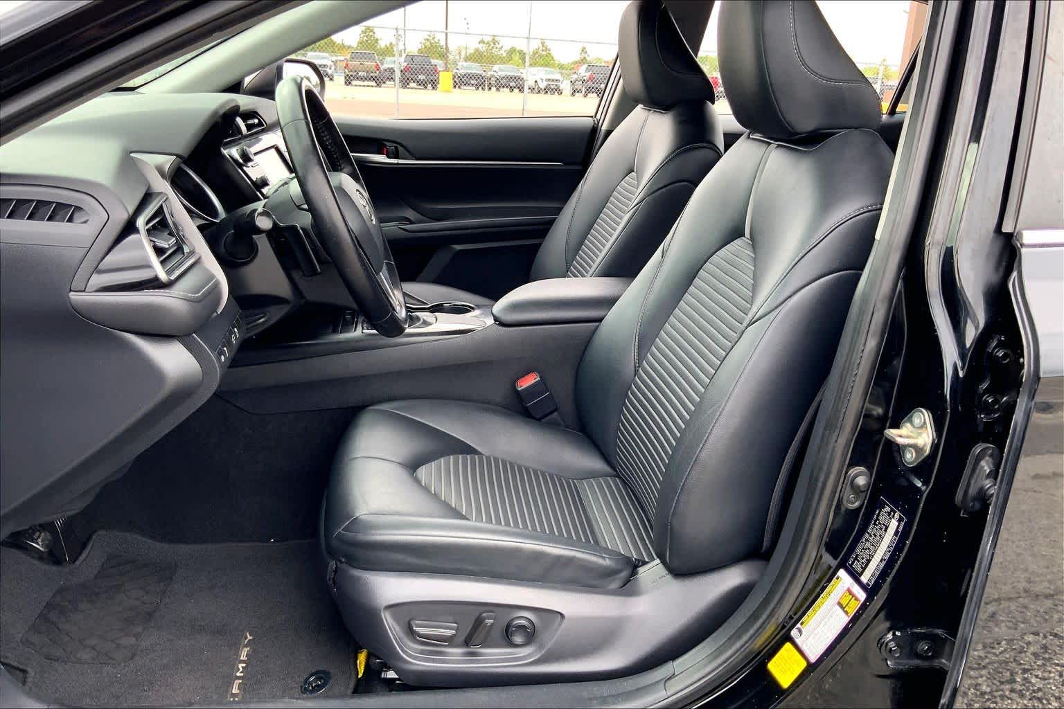 2019 Toyota Camry SE - 7