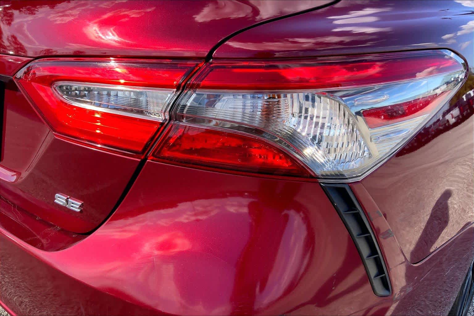 2018 Toyota Camry photo 30 of 36