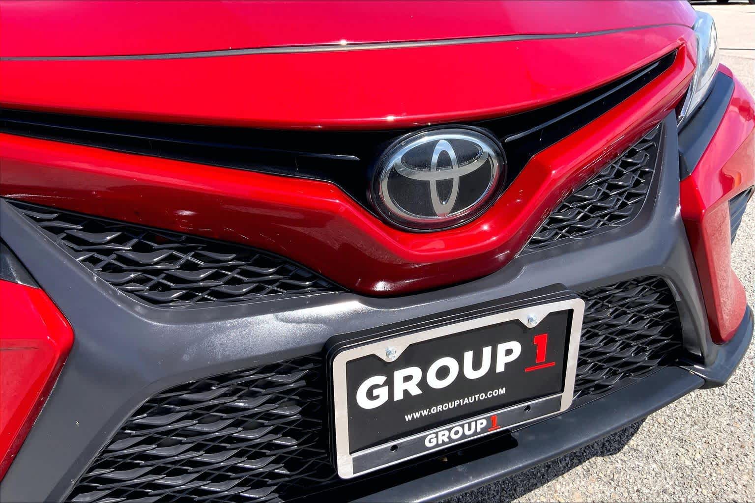 2019 Toyota Camry photo 28 of 35