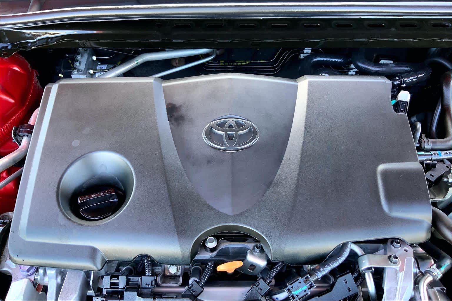2019 Toyota Camry photo 31 of 35
