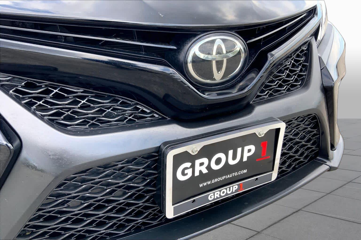 2019 Toyota Camry SE Midnight Black Metallic at Group 1 Toyota Southwest