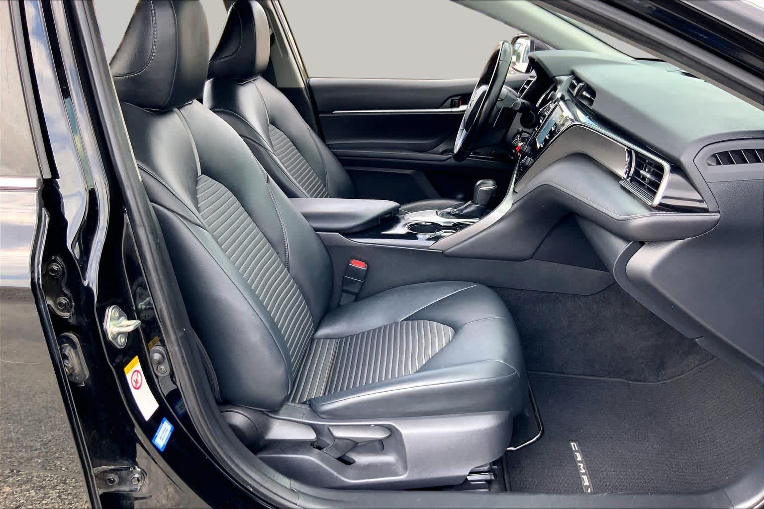 2019 Toyota Camry SE Midnight Black Metallic at Group 1 Toyota Southwest