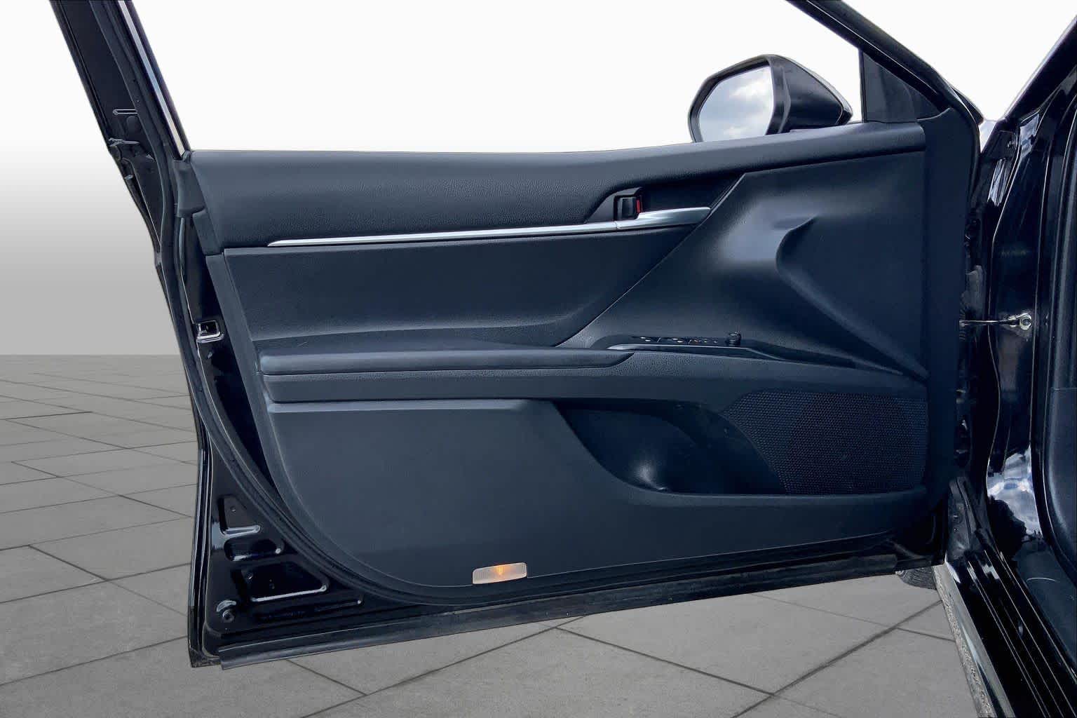 2019 Toyota Camry SE Midnight Black Metallic at Group 1 Toyota Southwest