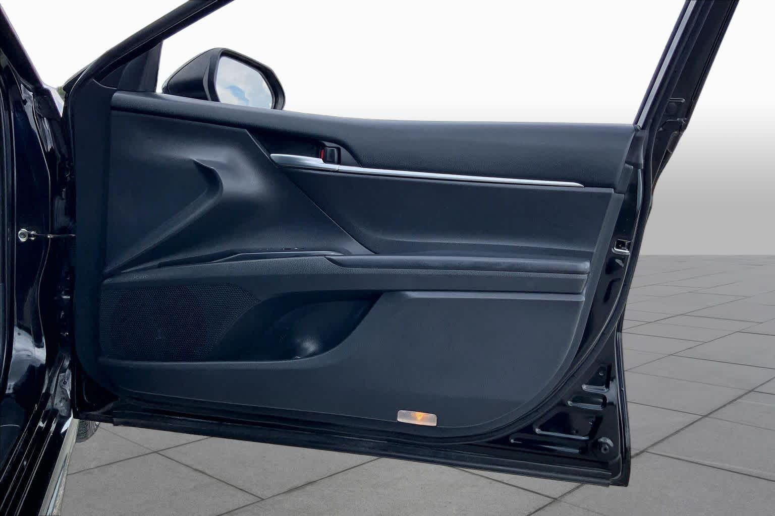 2019 Toyota Camry SE Midnight Black Metallic at Group 1 Toyota Southwest