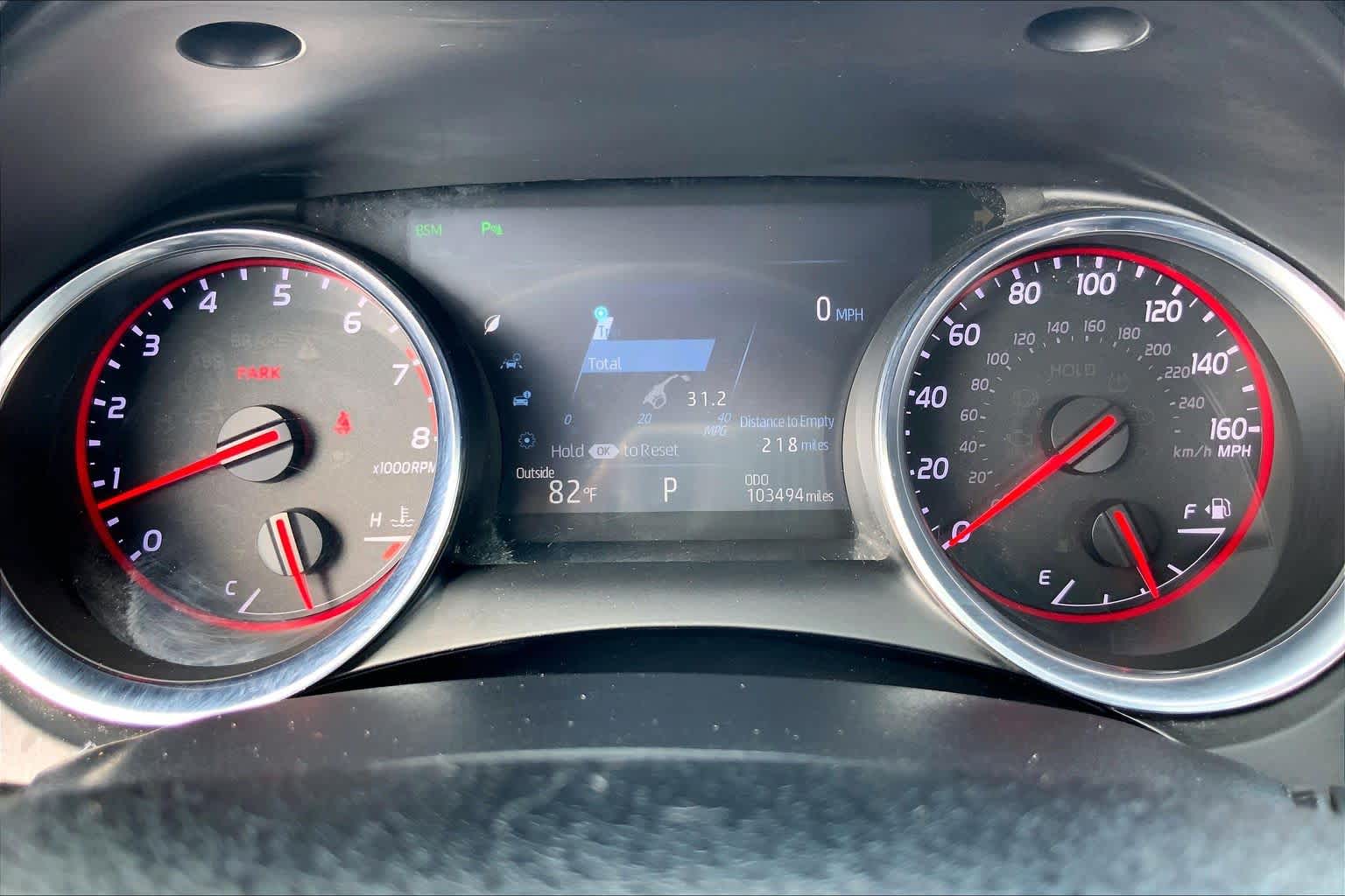 2018 Toyota Camry photo 25 of 34