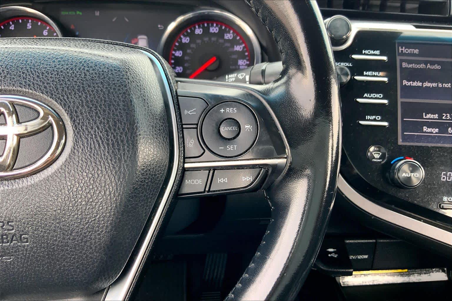 2018 Toyota Camry XSE Wind Chill Pearl at Beck & Masten Kia